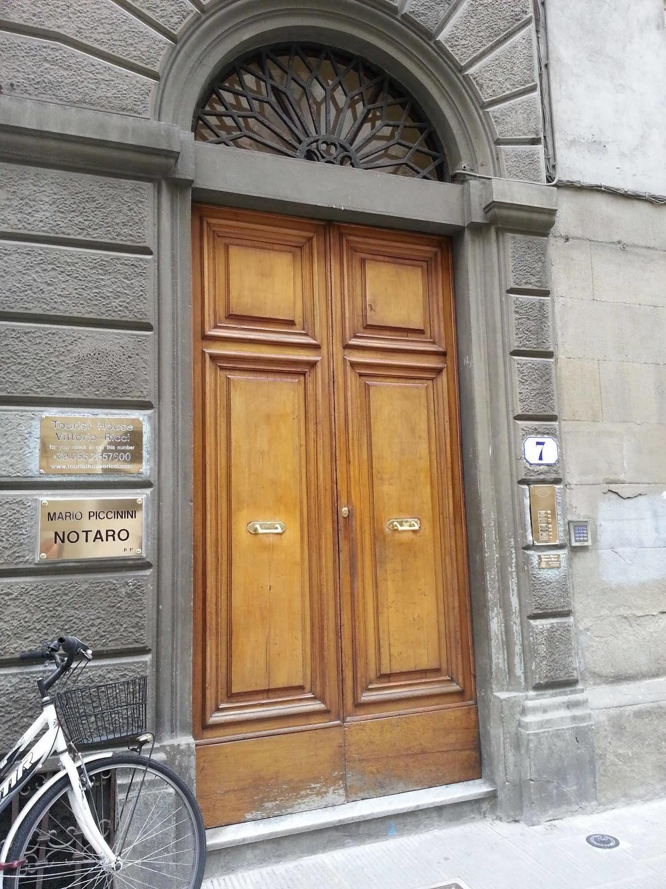 Firenze Apartments Luaran gambar