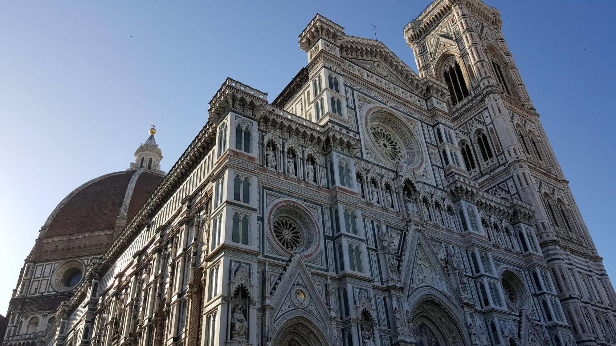 Firenze Apartments Luaran gambar